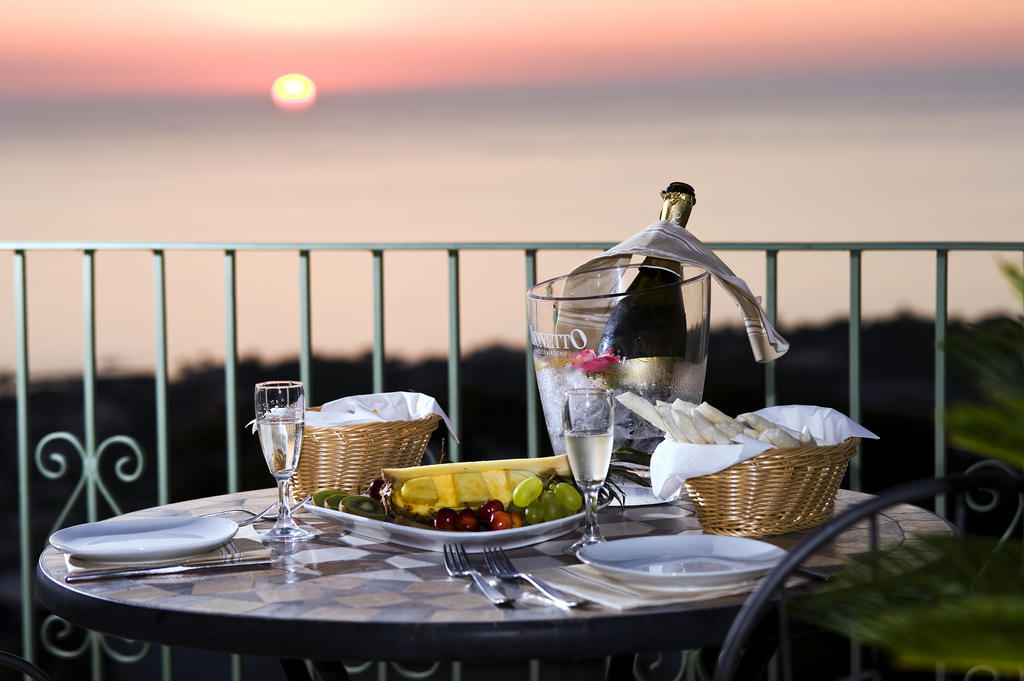 Hotel Poggio Del Sole Форио Экстерьер фото