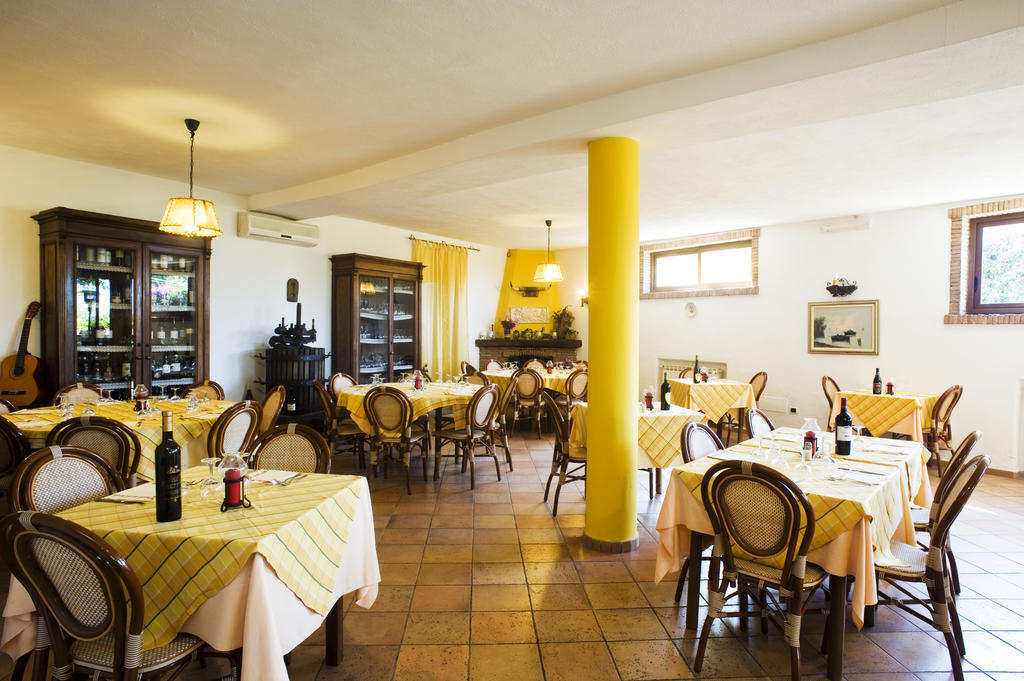 Hotel Poggio Del Sole Форио Ресторан фото