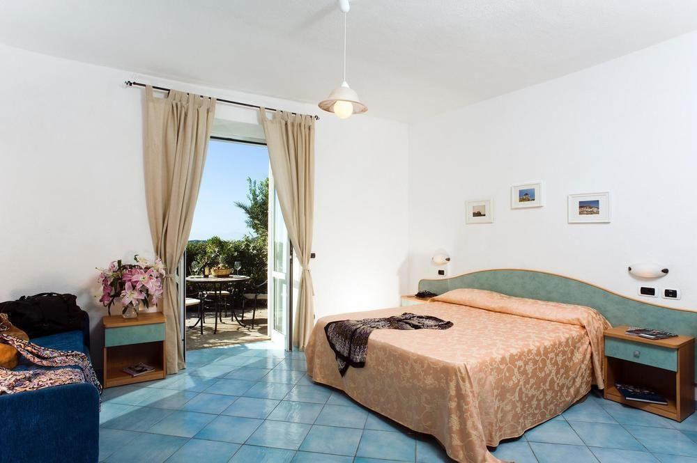 Hotel Poggio Del Sole Форио Экстерьер фото
