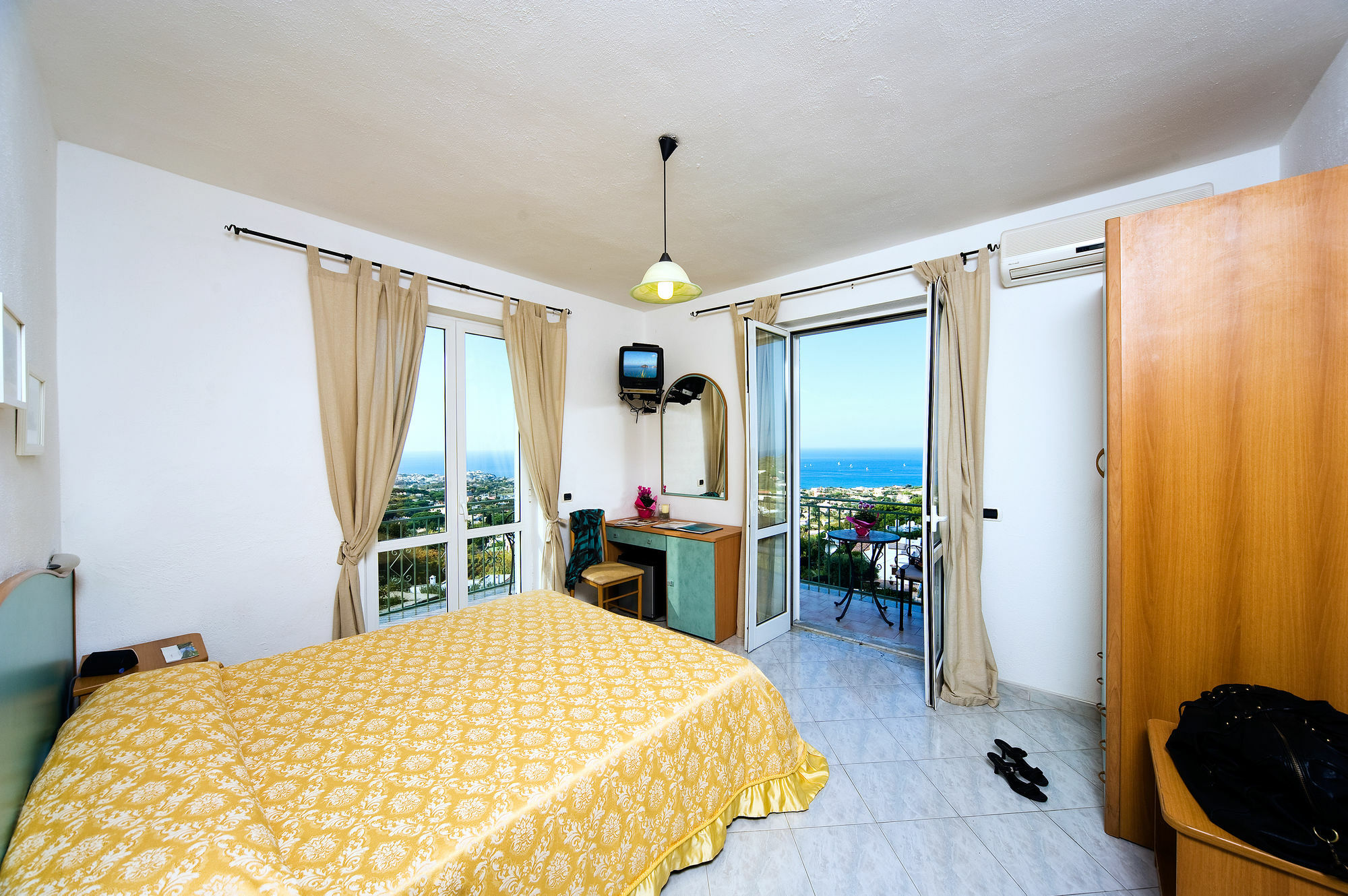 Hotel Poggio Del Sole Форио Экстерьер фото